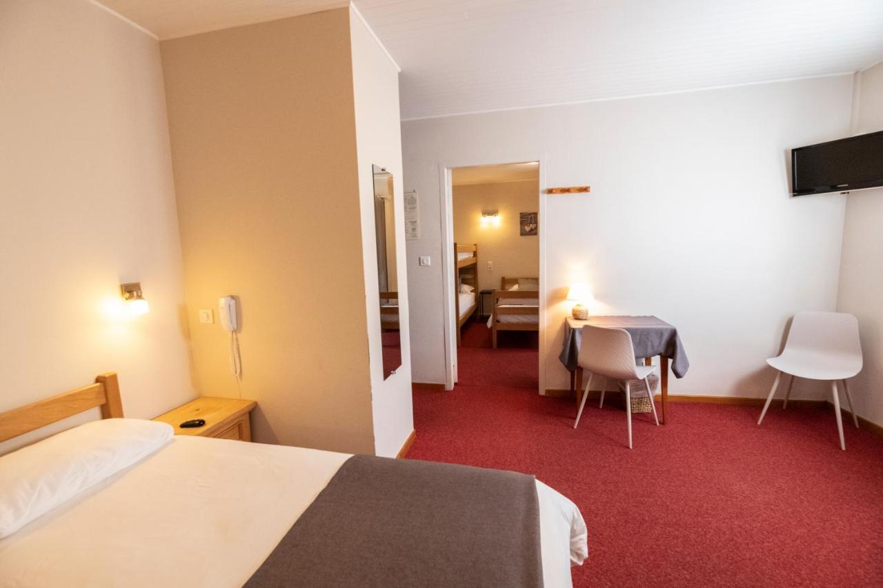 Hotel Restaurant Le Centre Lélex Екстериор снимка